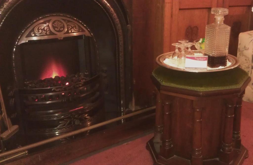 Touchwood Cottages Stanley Room photo